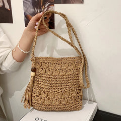 Women's Straw Weaving Shoulder Bag Tassel Beach Crossbody Purse