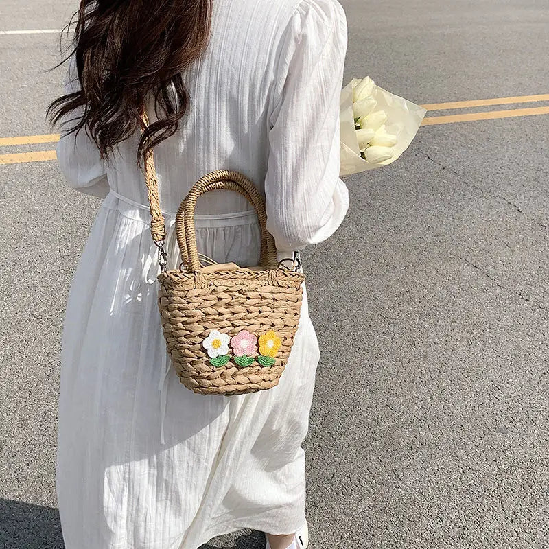 Summer Straw Beach Bag Large Capacity Flowers Messenger Shoulder Tote Bag