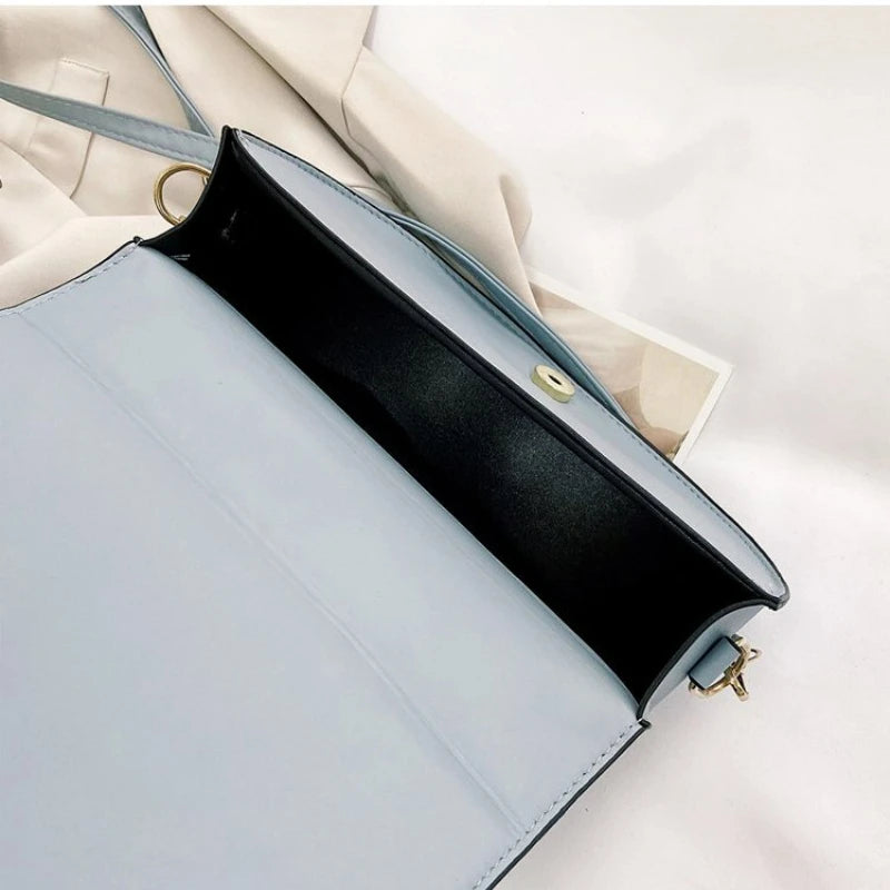 Women Diamond Chain Saddle Shoulder Bag