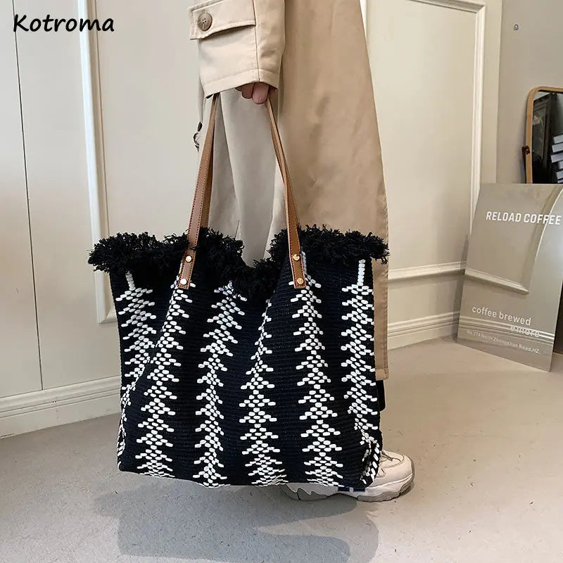 Tassels Shoulder Bags Large Capacity Woven Canvas Bag OL Daily Casual Totes