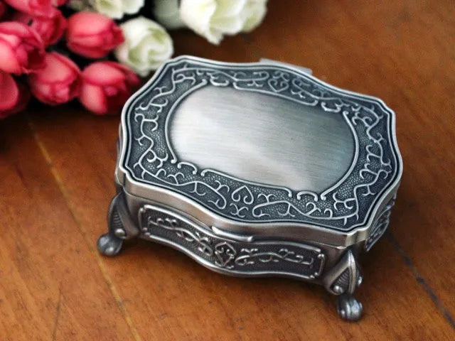 Arwen Pendant Necklace Silver Lord Jewelry + Metal Case