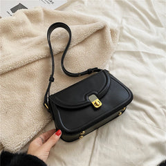 Retro Saddle Small Armpit Shoulder Bag Women Winter Twist Lock Flap Crossbody La