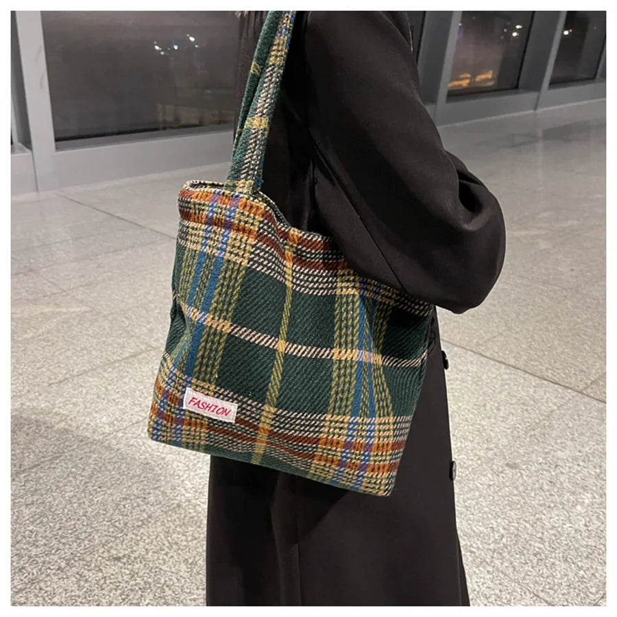 Large Capacity Plaid Travel Handbag Shoulder Wool Bag for Women