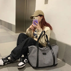 Waterproof Travel Tote Bag for Women - Large Capacity Duffle Handbag E351