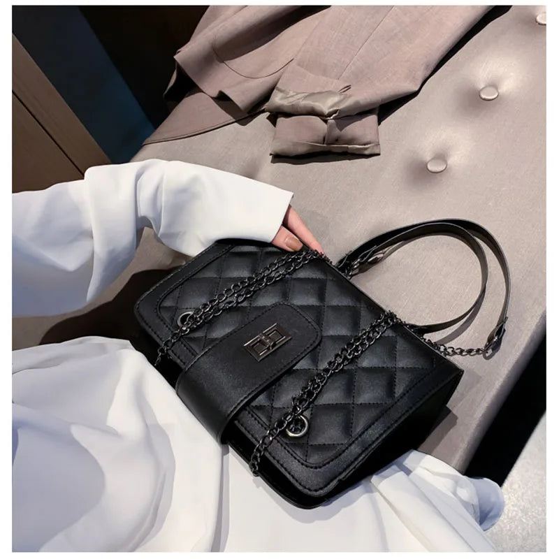 Large-Capacity Women's Rhombus Shoulder Bag