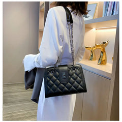 Large-Capacity Women's Rhombus Shoulder Bag
