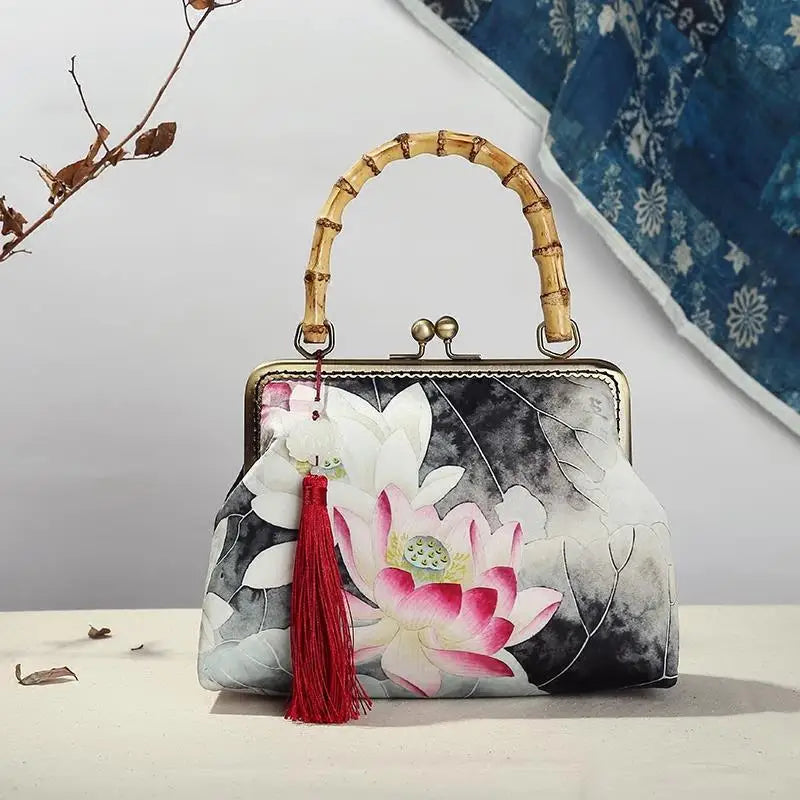 Vintage Shell Lock Wood Hand Bag for Women