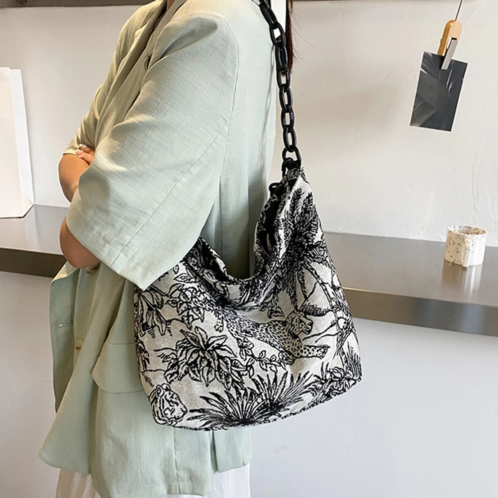 Vintage Embroidery Shoulder Messenger Bag Chain Large Capacity Handbag