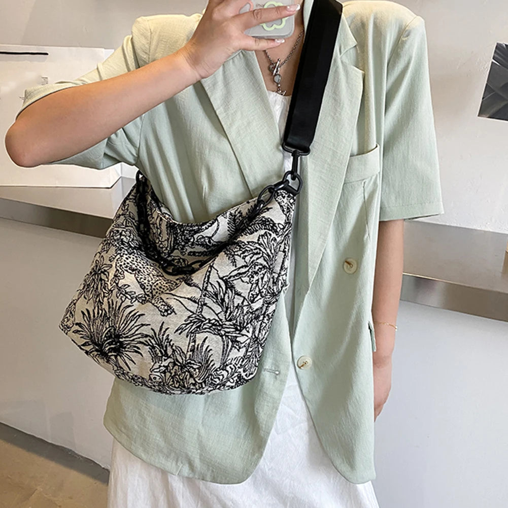 Vintage Embroidery Shoulder Messenger Bag Chain Large Capacity Handbag