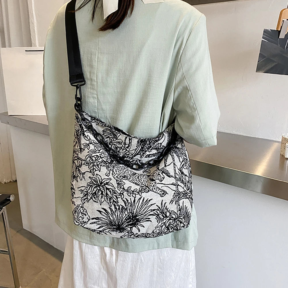Vintage Embroidery Shoulder Messenger Bag Chain Large Capacity Handbag