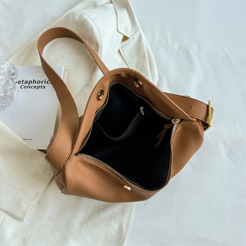 Vintage Leather Crossbody Bag Large Capacity Brown