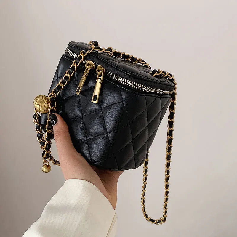 Vintage Rhombus Embroidered Bucket Bag Women High Lady Chain Shoulder Bag