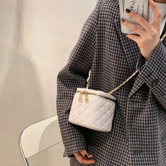 Vintage Rhombus Embroidered Bucket Bag Women High Lady Chain Shoulder Bag