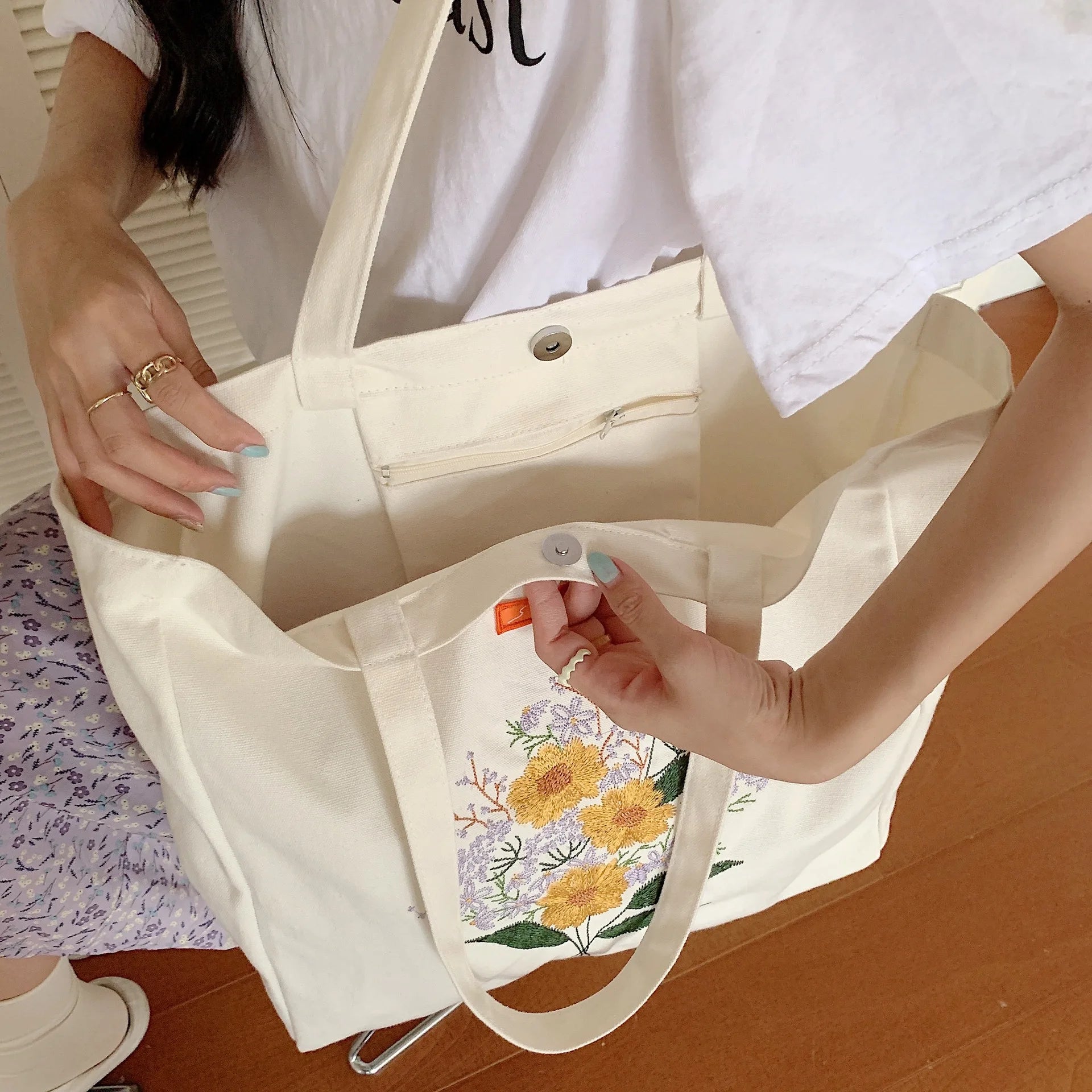 Vintage Embroidered Flowers Women Shoulder Bag Large Capacity