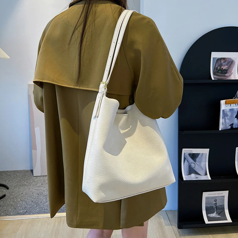 Vintage Large Leather Shoulder Bags for Women - High Capacity Bucket Handbags