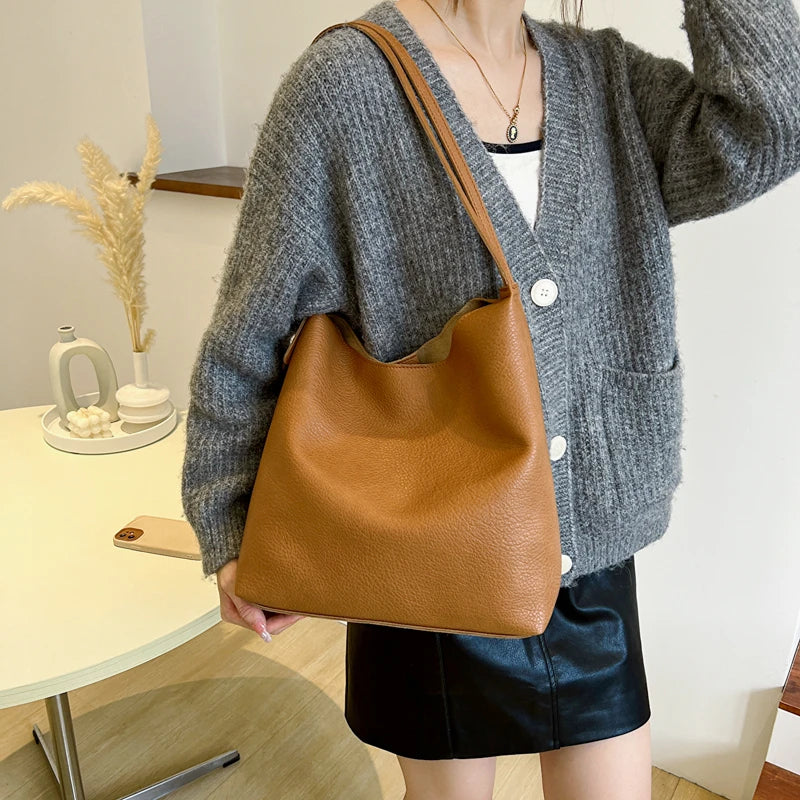 Vintage Large Leather Shoulder Bags for Women - High Capacity Bucket Handbags