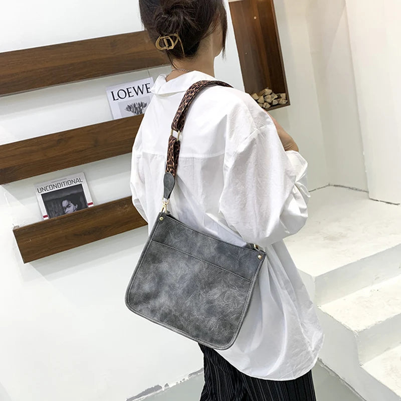 Vintage Leopard Shoulder Bag Women Leather Crossbody Bag For Female Large Tote