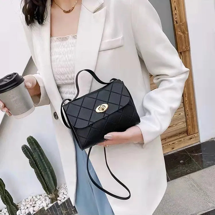 Vintage Lingge Small Messenger Bag for Women Shoulder Bag Girls Casual Tote
