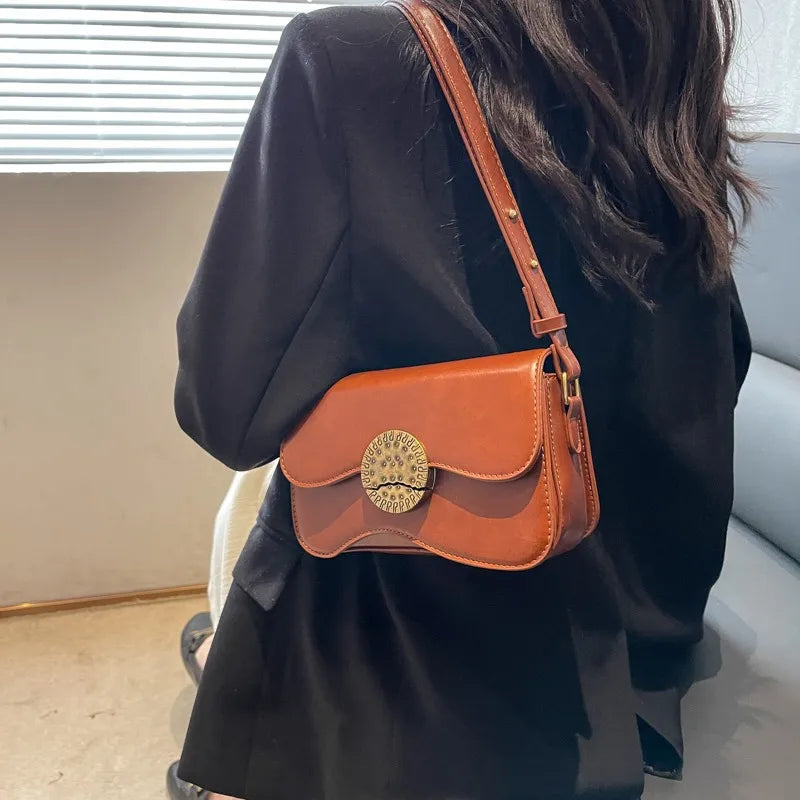 Vintage Leather Shoulder Bag Woman Solid Messenger Bag Women Underarm Ha