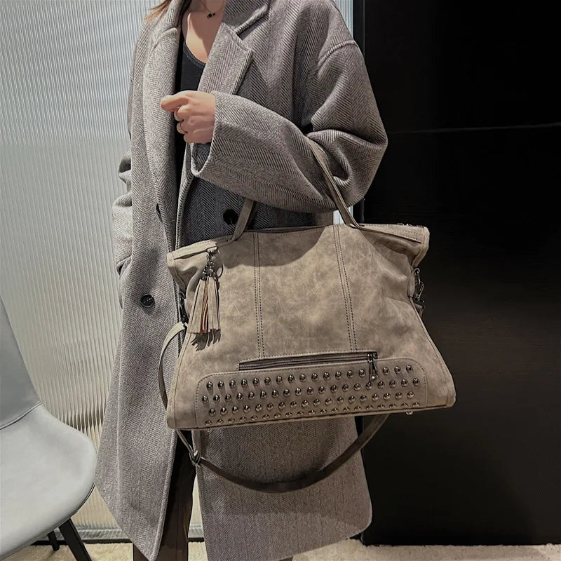 Vintage Rivet Handbags Large Capacity Tote Bags Shopper Female Shoulder Bag