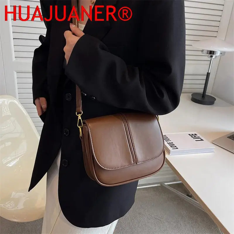 Vintage Saddle Crossbody Bag for Women, Winter Handbag Trend
