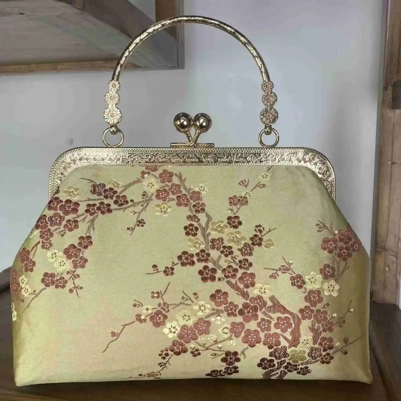 Vintage Shell Lock Flowers Style Women Shoulder Crossbody Bags Chain Lady