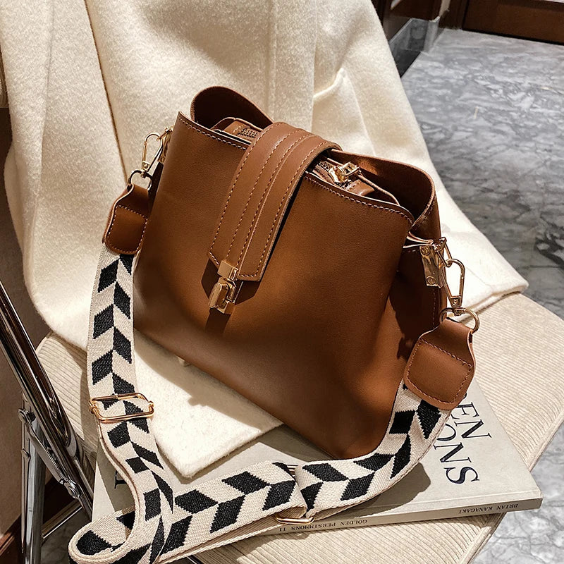 Small Vintage PU Leather Bucket Crossbody Bag for Women