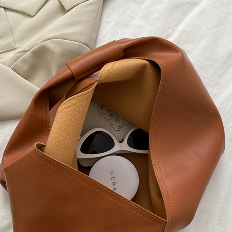 Vintage Leather Hobo Shoulder Bag Large Capacity Tote for Women