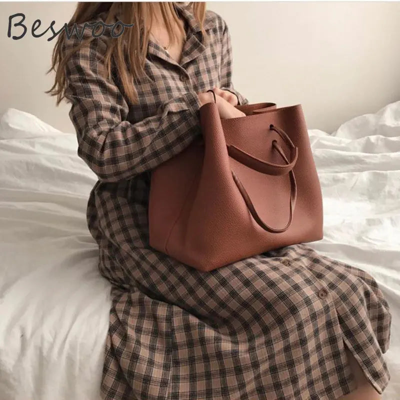 Vintage Women's Shoulder Bag Large Capacity Messenger Bucket Tote
