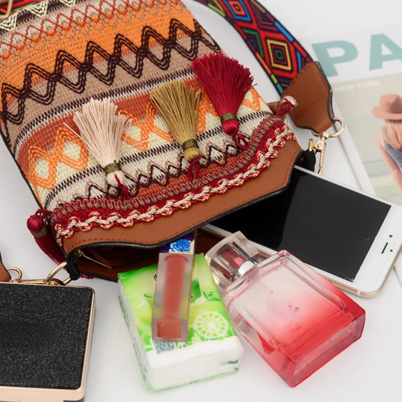 Vintage Tassel Ethnic Handwoven Crossbody Bag for Lady Hippie Sling Shoulder Bag