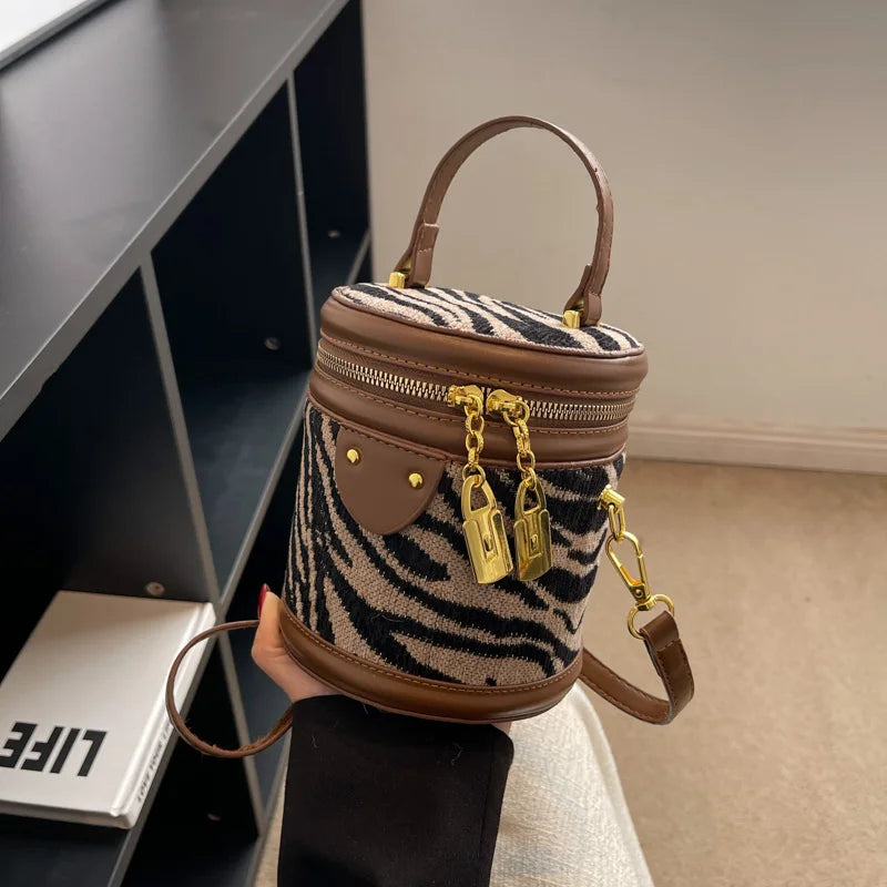 Leopard PU Leather Crossbody Mini Bag for Women Zipper Round Bucket Handbag