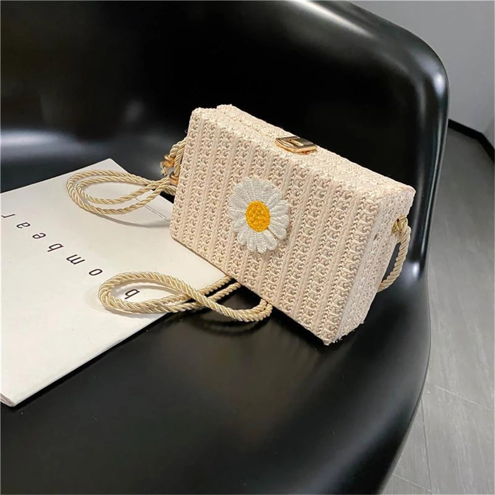Winter Crossbody Bag Women Handbag Lock Shoulder Daisy