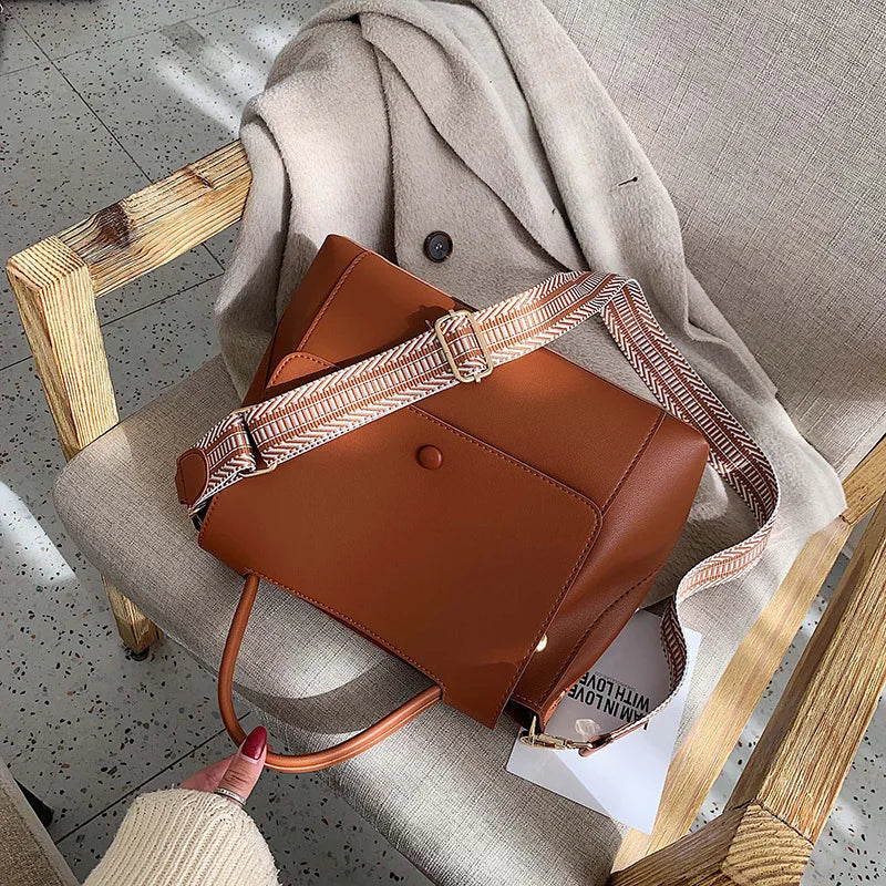 Wide Shoulder Strap Winter Shoulder Women Versatile Cross-body Handbag