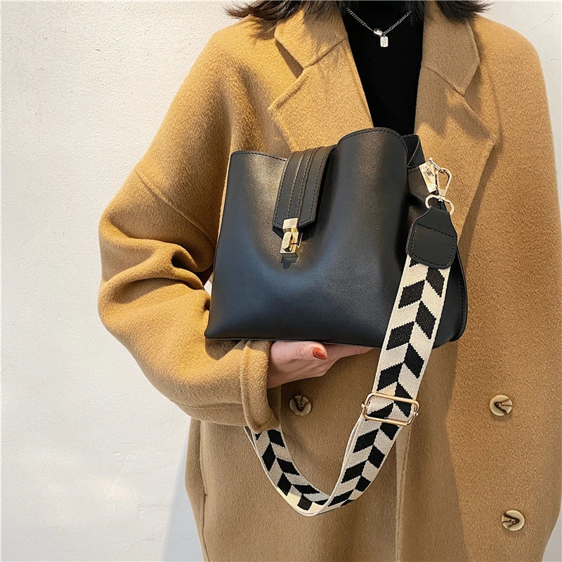 Large Capacity Bucket Bag Shoulder Bag Diagonal Bag