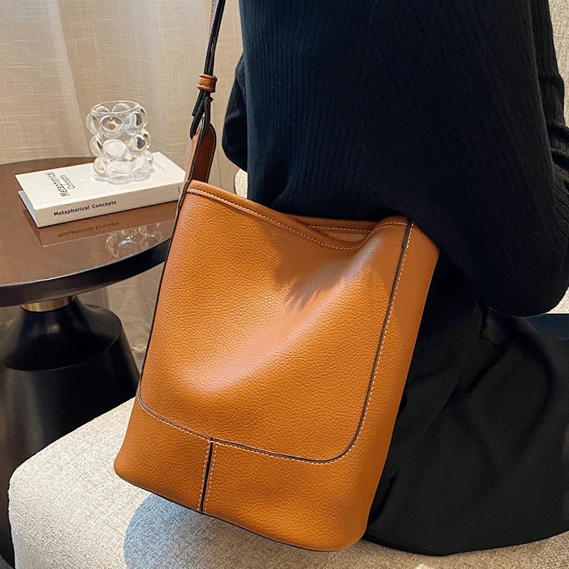 Winter Large Capacity Vintage Leather Handbag Tote Bag