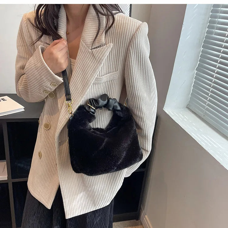 Puffed Faux Fur Women Hobos Tote Bag Soft Warm Handbags