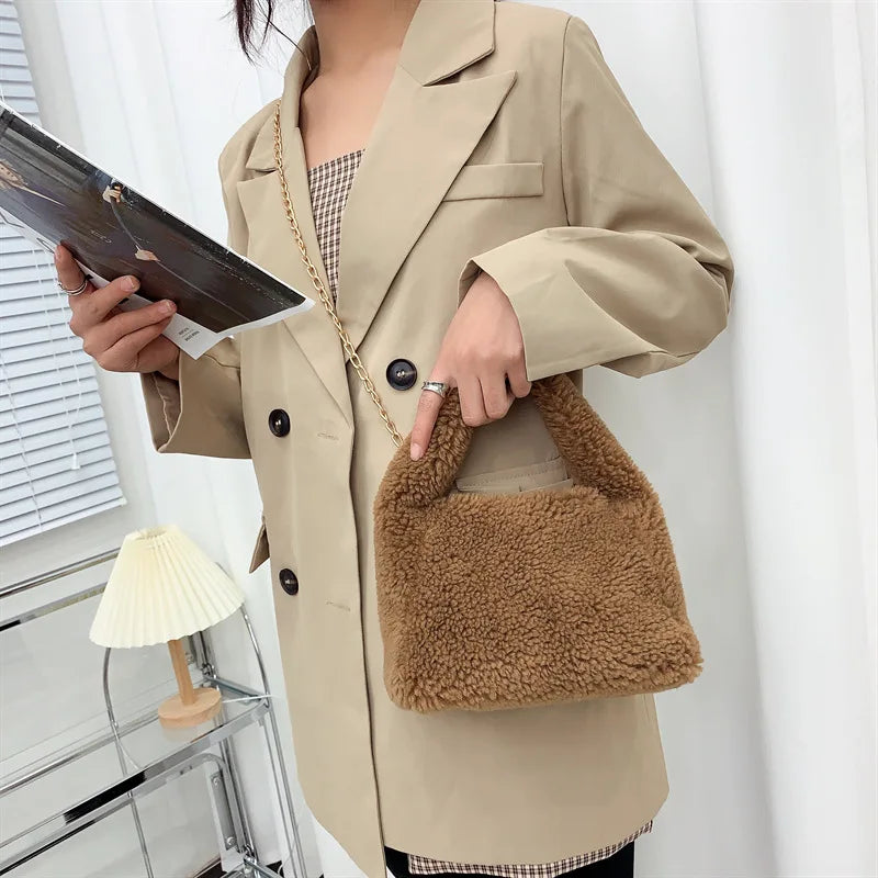 Winter Plush Hand Women's Handbag Faux Fur Crossbody Bag