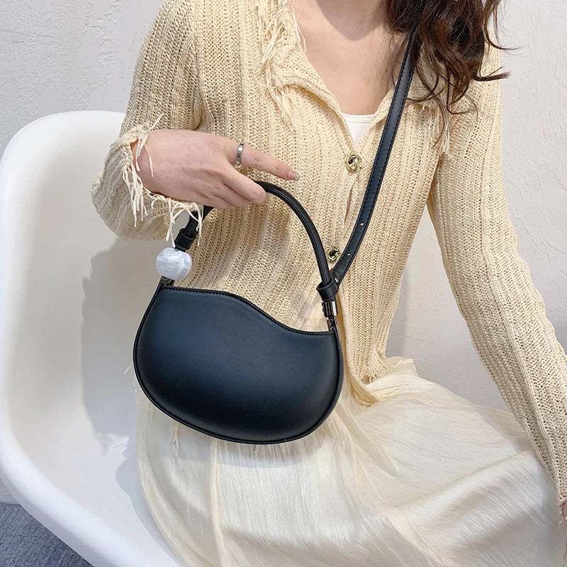 Retro Leather Clutch Purse Crossbody Bag Small Chain Messenger Bag