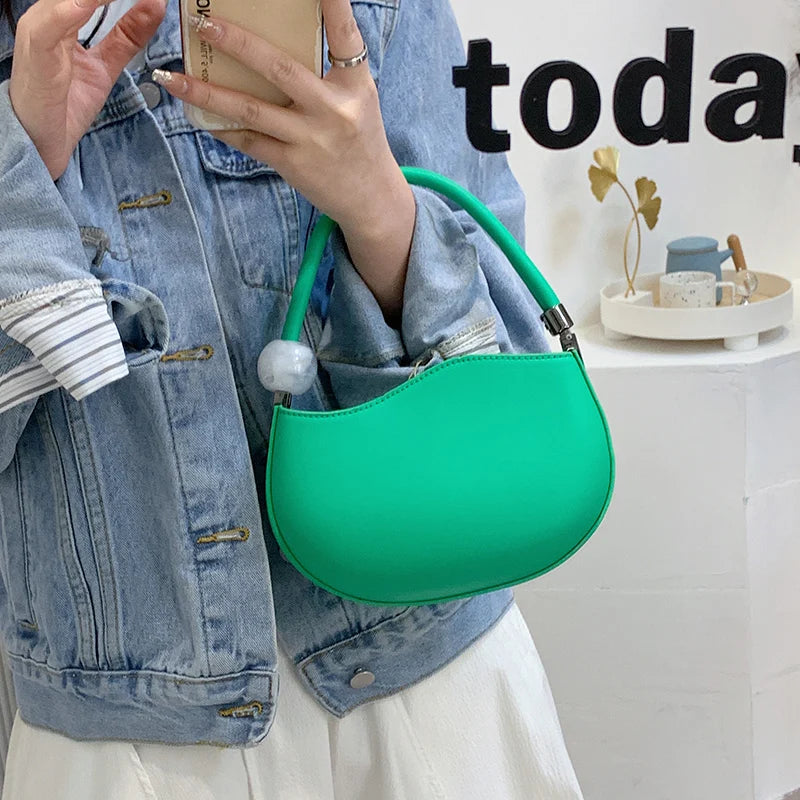Retro Leather Clutch Purse Crossbody Bag Small Chain Messenger Bag