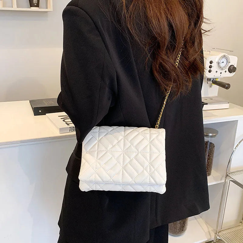 Retro Clutch Handbag Metal Chain Small Shoulder Bag Female