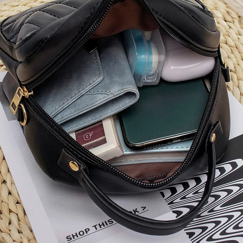 Shell-shaped Crossbody Bag PU Leature Handbags