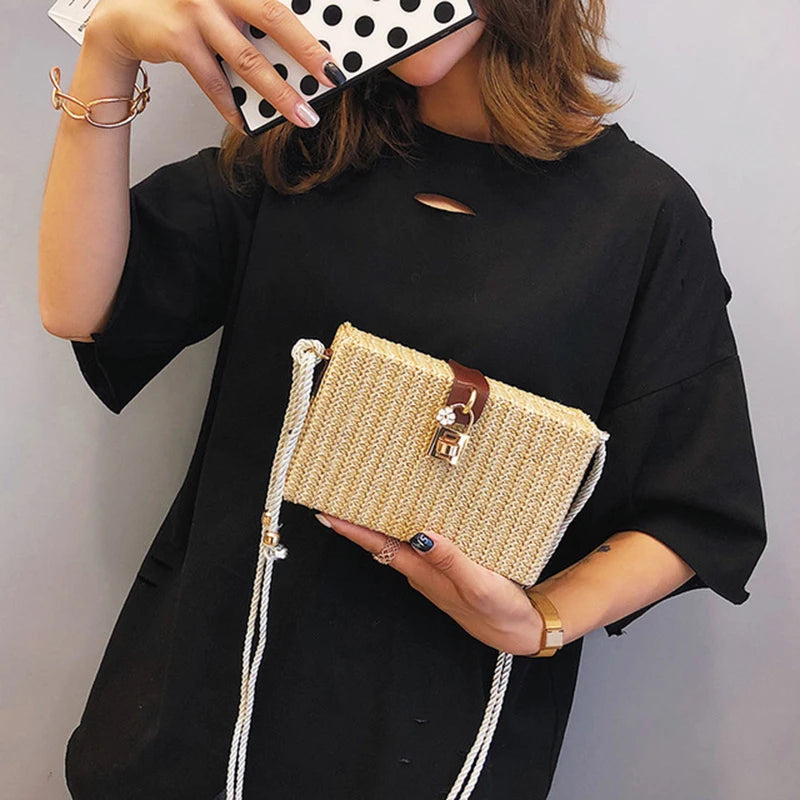 Women Straw Crossbody Bag Small Shoulder Mini Pur