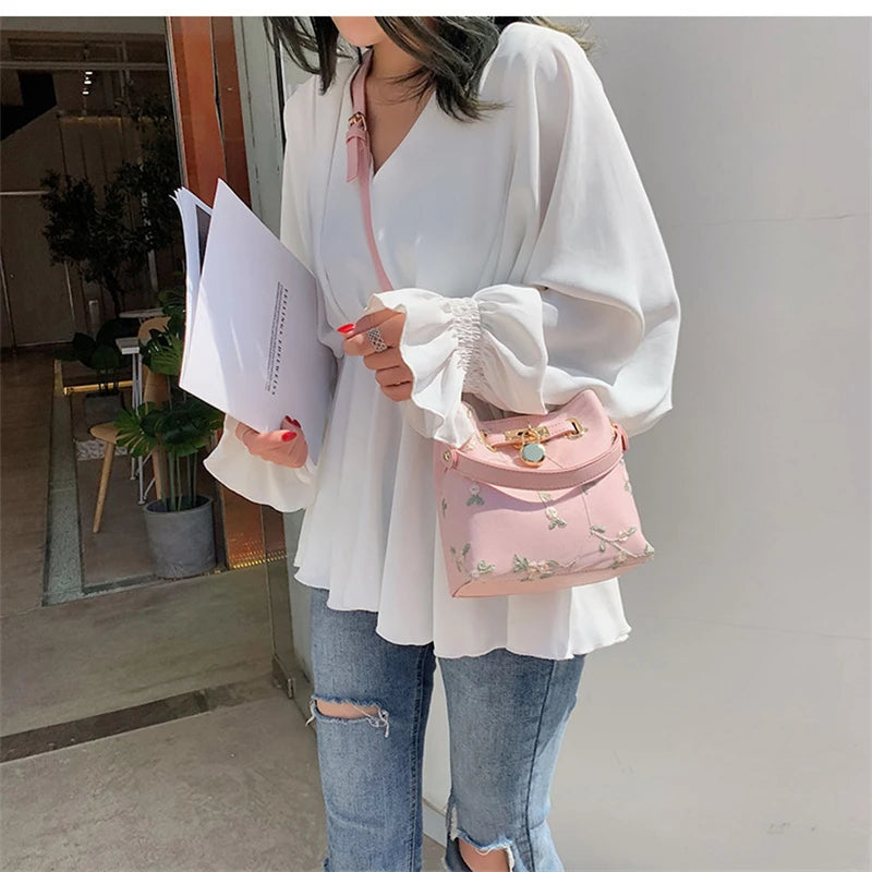 Flowers Embroidery Bucket Lace Crossbody Bag