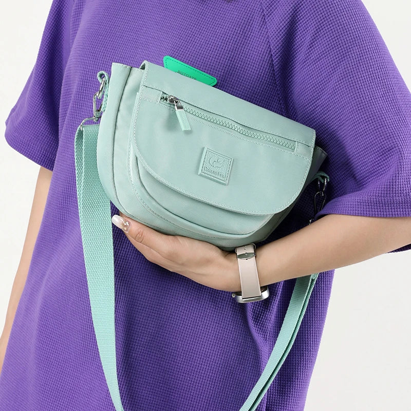 Women's Multi-Pocket Messenger Bag Nylon Shoulder Bag Crossbody