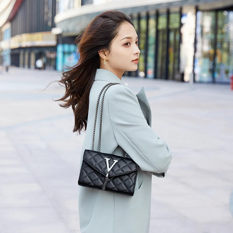 Women Bag Chain Square Shoulder Crossbody Mobile Phone Lady Side Purse