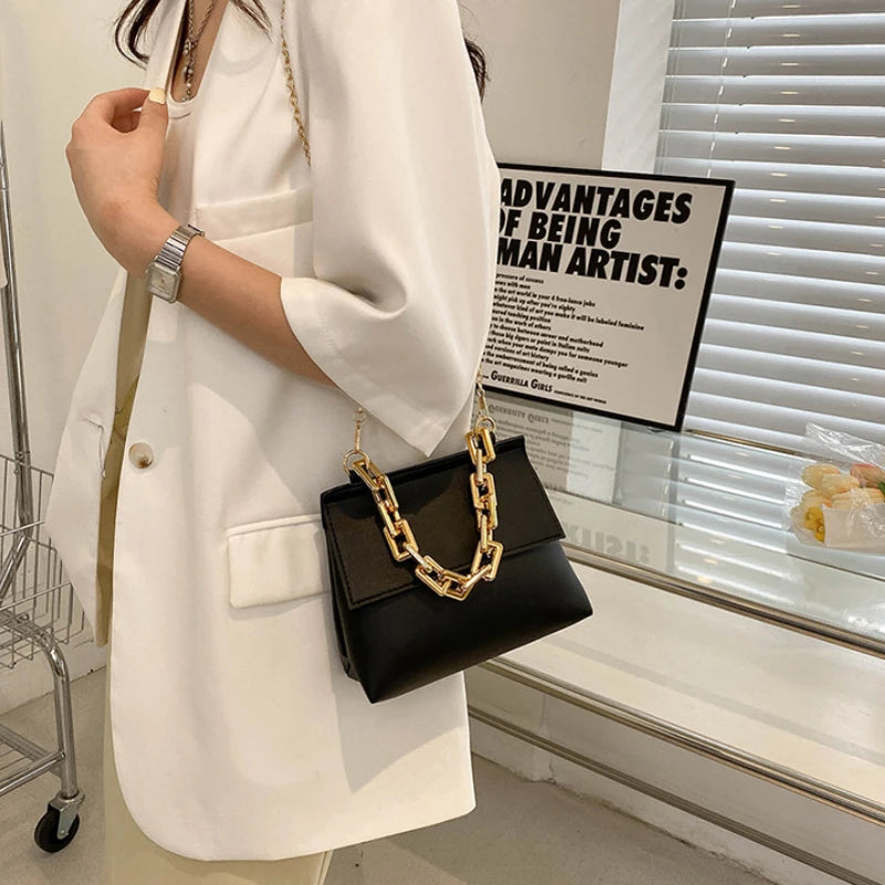 Small Western Style Bag Chain Shoulder Messenger Crossbody Handbags Purse