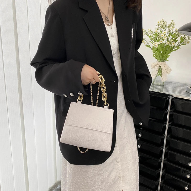 Small Western Style Bag Chain Shoulder Messenger Crossbody Handbags Purse