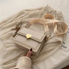 Women Bag Shoulder Messenger Bag Wild Women Bag Chain Bag Bag Lady Bag