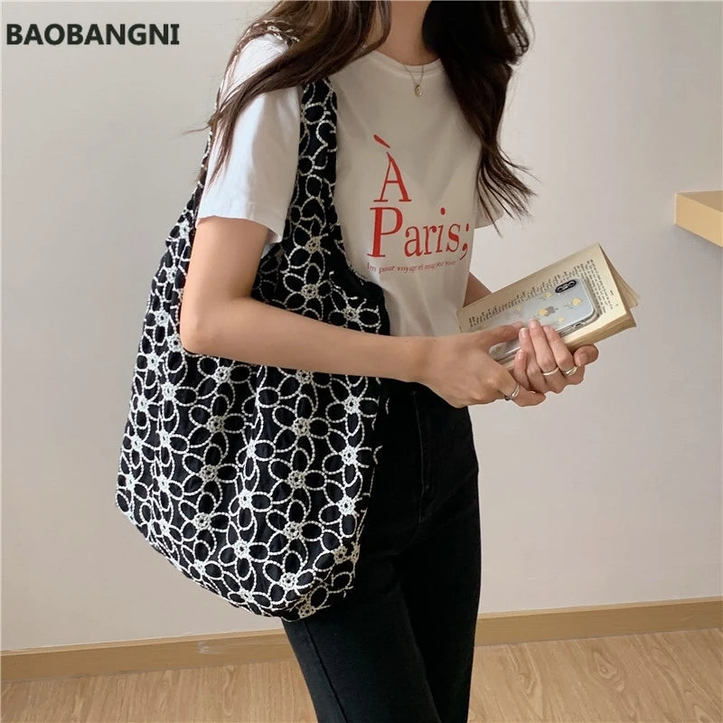 Women Canvas Shoulder Bags Flower Embroidery Totes Female Casual Floral Handbags