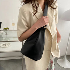 Women Chest Bag PU Leather Crossbody Shoulder Bags Style Small Female Chest Pack